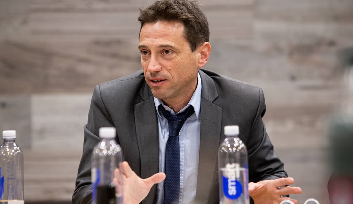 Marcelo Moretti fue blanco de múltiples escraches, pero conserva su posición dentro del club.