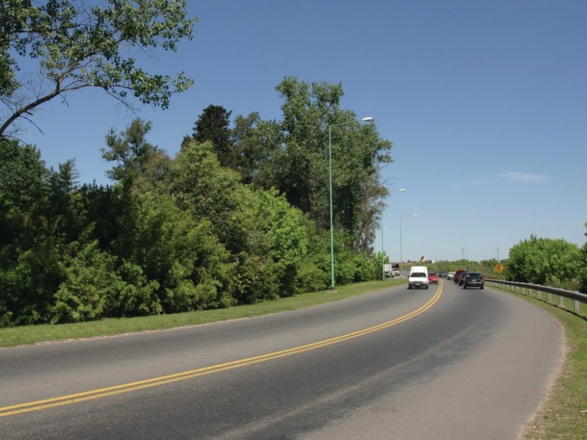 Entre la Ruta Provincial 7 y la Colectora de la Autopista Acceso Oeste se realizarán trabajos de pavimentación, iluminación y renovación integral que beneficiarán a más de 40 mil personas.