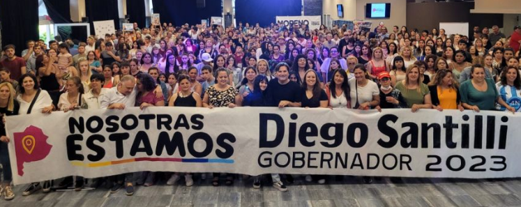 "Hoy presentamos a Nosotras Estamos , la rama femenina de nuestro Partido Realmente fue una fiesta inolvidable con más de 1200 mujeres comprometidas", resaltaron.