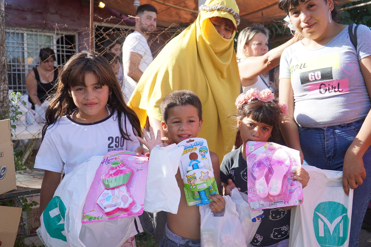 Más de 45.000 juguetes fueron entregados en diferentes puntos del distrito. Cabe mencionar que todos los juguetes eran nuevos, distintivos y de excelente calidad.