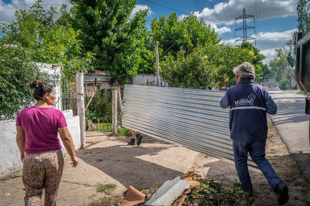 La organización TECHO firmó un convenio con el Municipio de Moreno para edificar viviendas que sirvan de refugio a aquellos que perdieron todo por la tormenta.