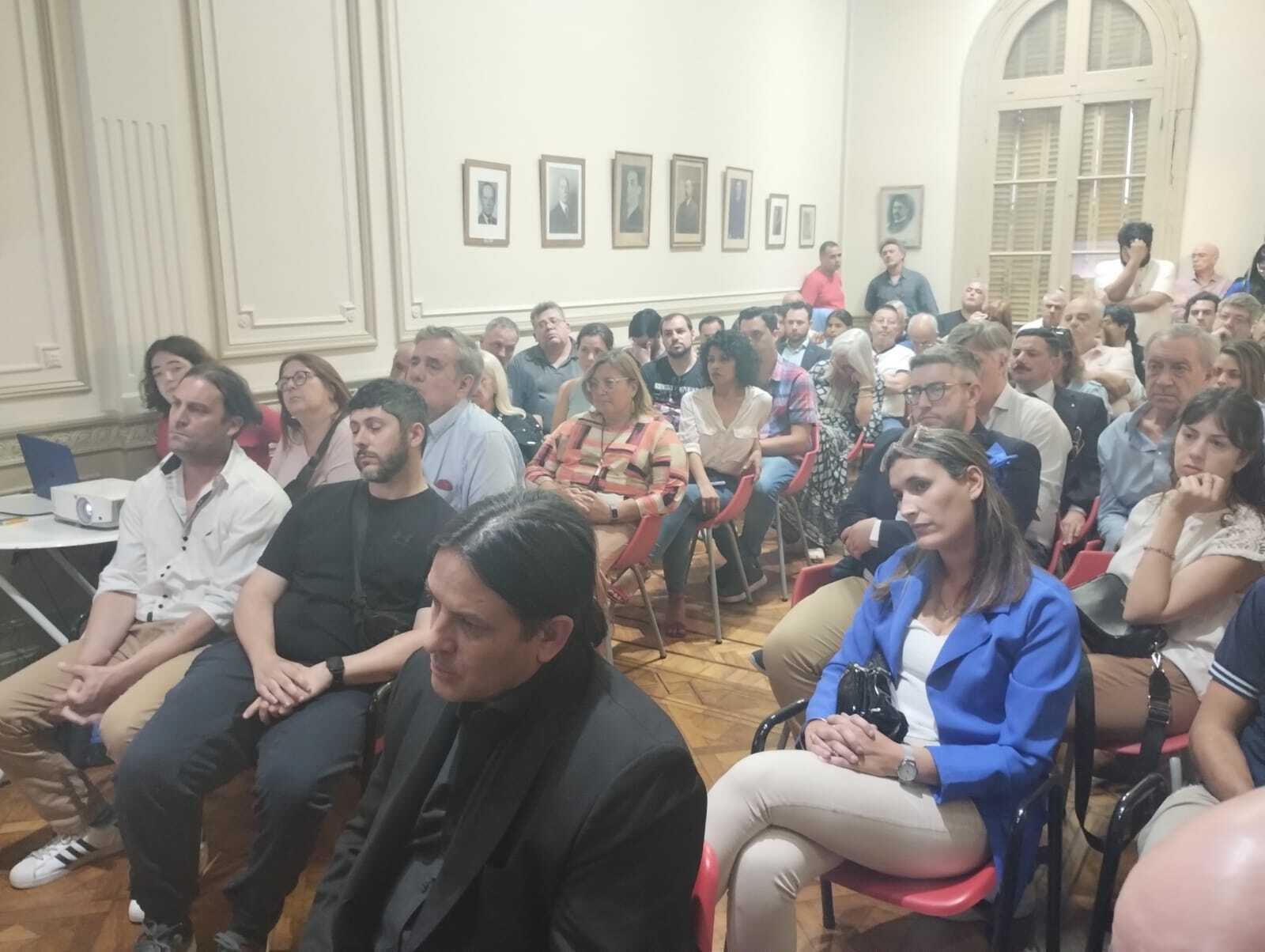 La convocatoria tuvo lugar en la sede porteña.