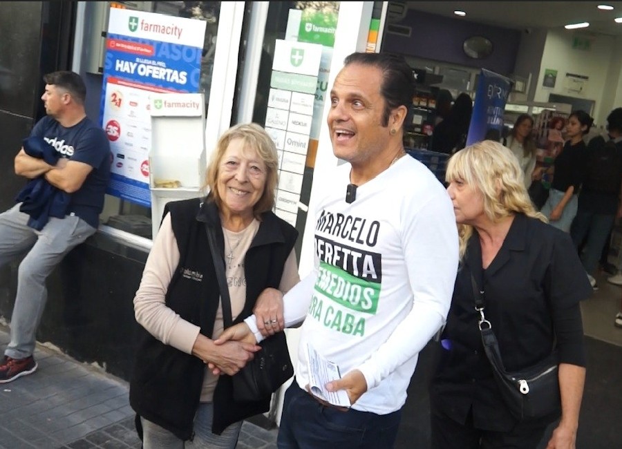 El candidato a legislador porteño, el farmacéutico Marcelo Peretta.