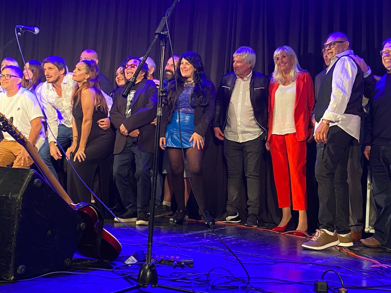 Presente en el Teatro Corrientes de la Ciudad Autónoma de Buenos Aires (CABA).