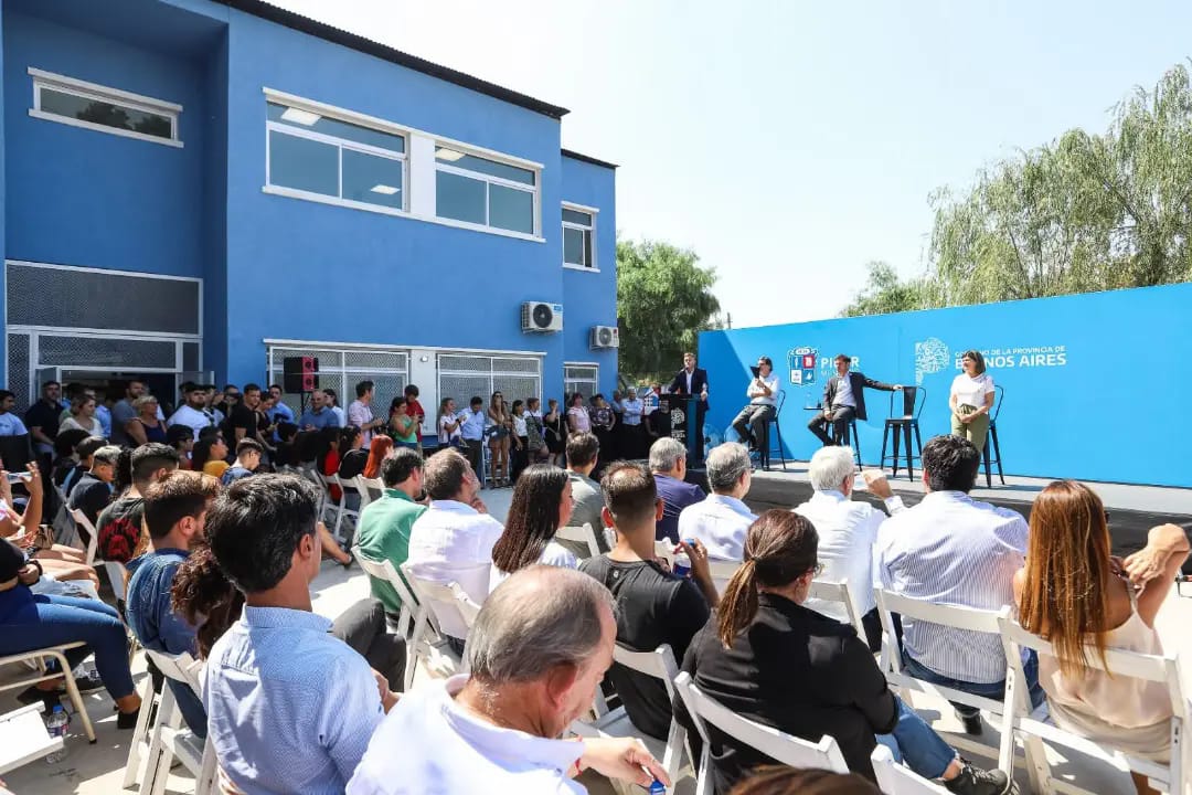 La Municipalidad de Pilar celebró que se inauguró el nuevo edificio de la Escuela Secundaria número 31 en Presidente Derqui.