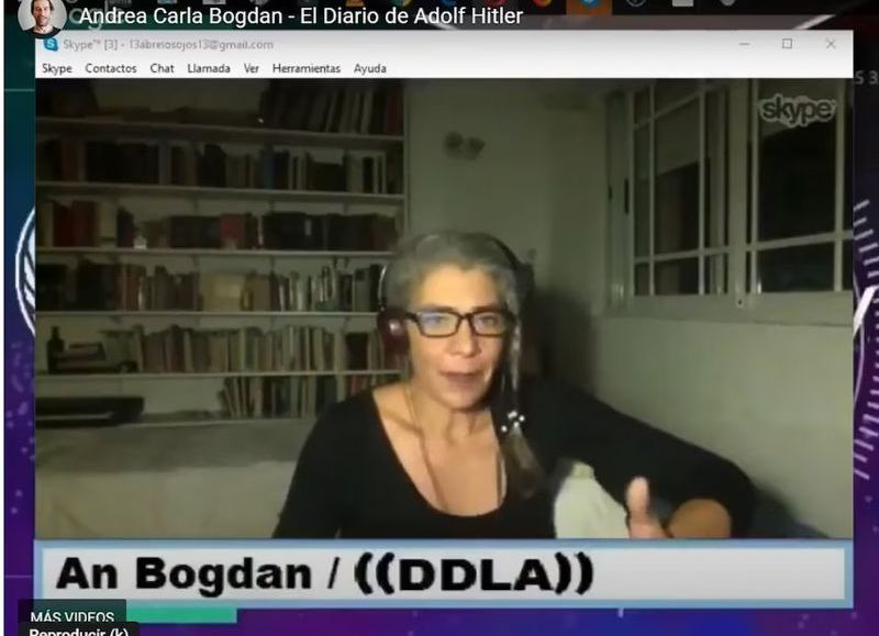 La expareja de Herrán, Andrea Bodgan, es una artista plástica que difundió información pronazi, se encuentra procesada sin prisión preventiva.