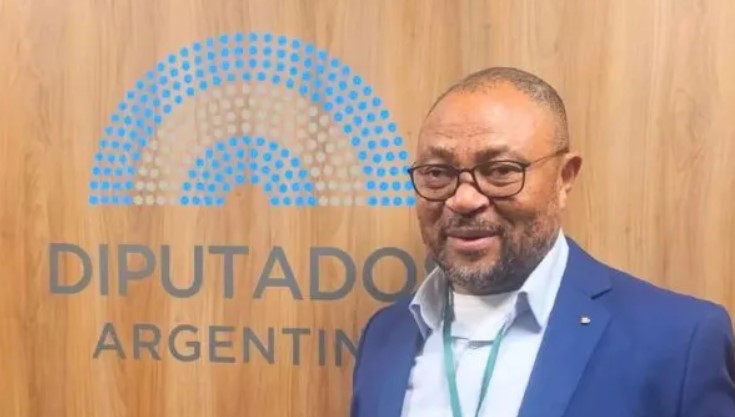 El primer ministro destacó que el caso Annobón no interfiere con Malvinas: “Refuerza la posición argentina”