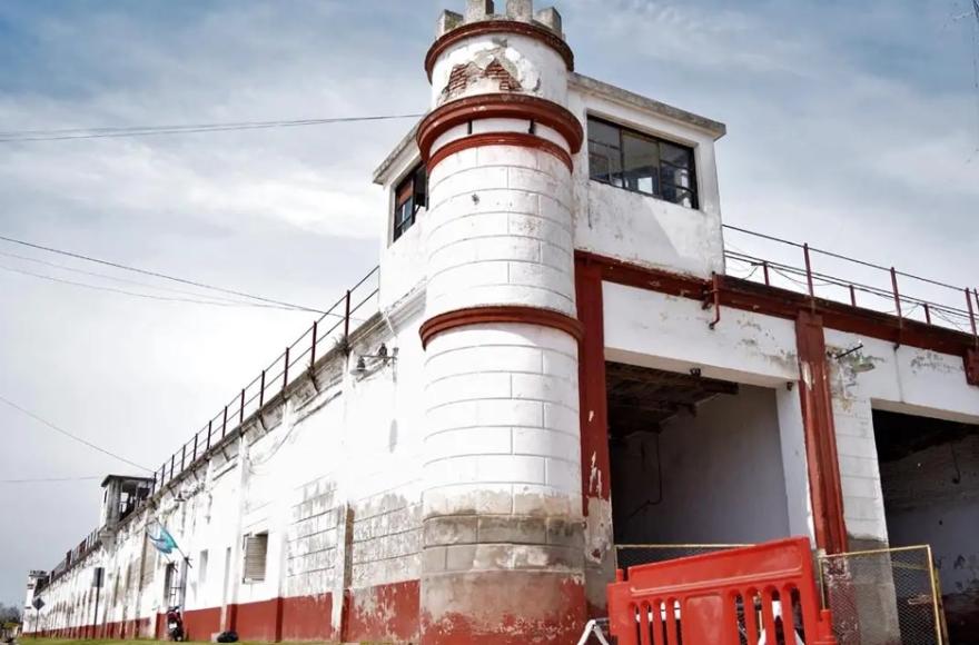 Reclamo por permisos negados en el interior de la Unidad Penal número 5.