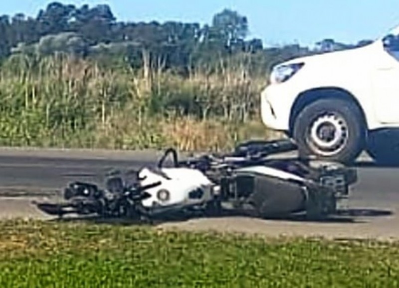 Un joven vecino de Belén de Escobar perdió la vida al colisionar su motocicleta Rouser NS 125 cc contra un vehículo en la ruta provincial 25, a la altura de Pilar.