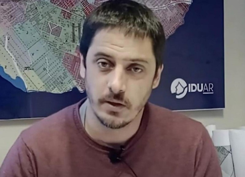Federico Aliaga es abogado y actual administrador general del Instituto de Desarrollo de Urbanización Ambiental y Regional (IDUAR).