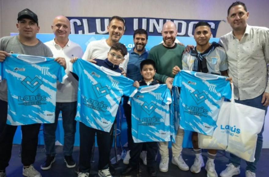 Actividad institucional realizada en Lanús.