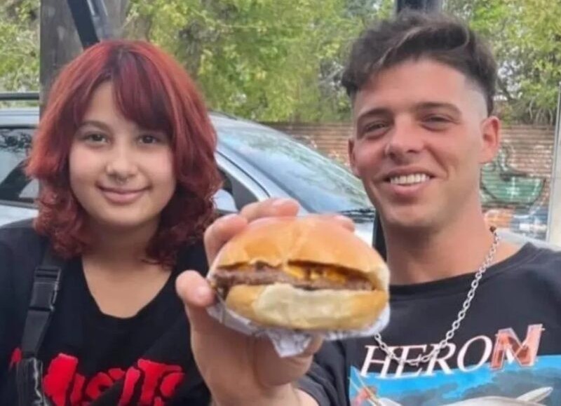 Candela Carosio, una chica de 14 años de José C. Paz, empieza un camino que hasta hace poco parecía imposible gracias a Santiago Maratea.