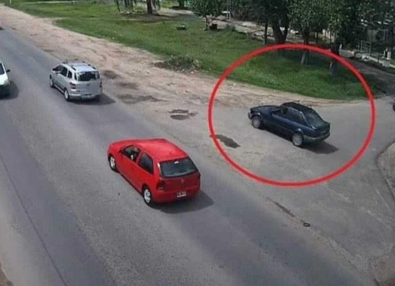 Imagen del vehículo robado.