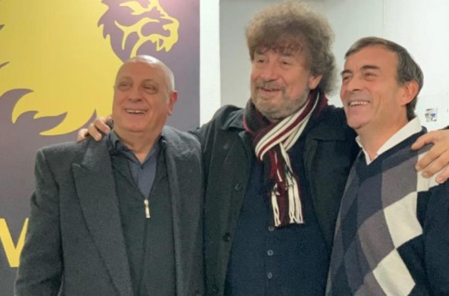 Las actividades del médico Héctor Antonio Masciotra se relacionan con la agenda política de Daniel Mollo.