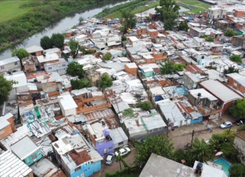 Dos hermanos fueron encontrados muertos en una vivienda del partido bonaerense de Tres de Febrero.