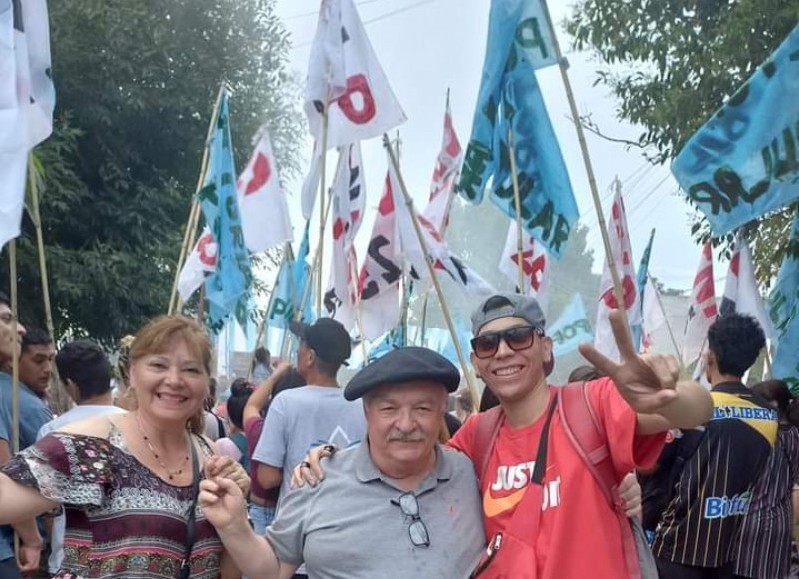 Dirigentes junto a Coco Lombardi.