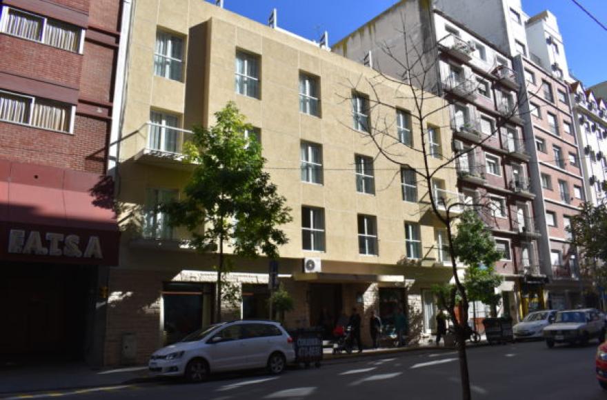 El famoso hotel ubicado en calle Corrientes de Mar del Plata fue adquirido en tiempos del fundador de la Federación, Gerónimo Izetta.