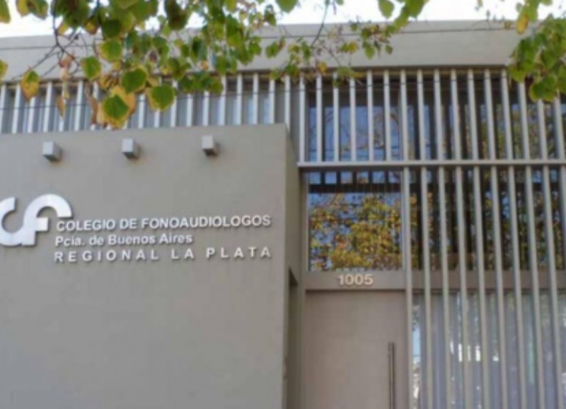 La Plata: seis meses de espera por un par de audífonos y ninguna respuesta clara