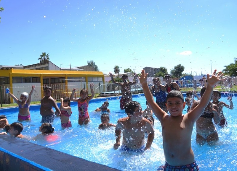 La Subsecretaría de Deportes de Merlo abre inscripciones a las Colonias de Verano Infantiles, para Adultos Mayores y “Merlo Inclusivo” de manera gratuita.