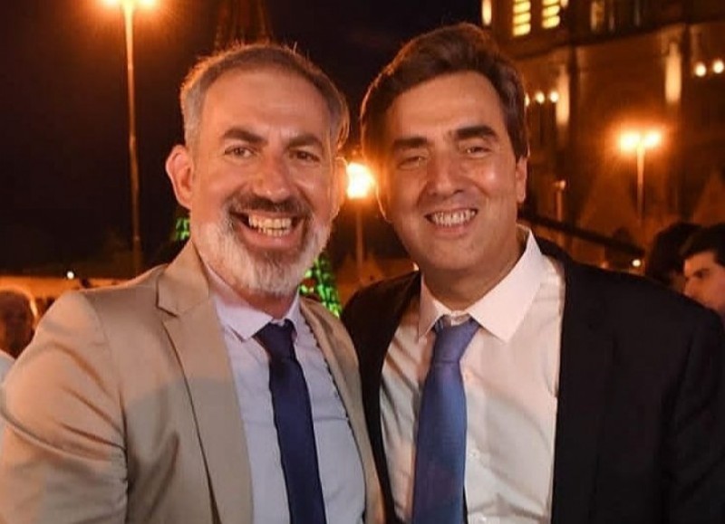 Pablo Carnevale junto a Leonardo Boto.