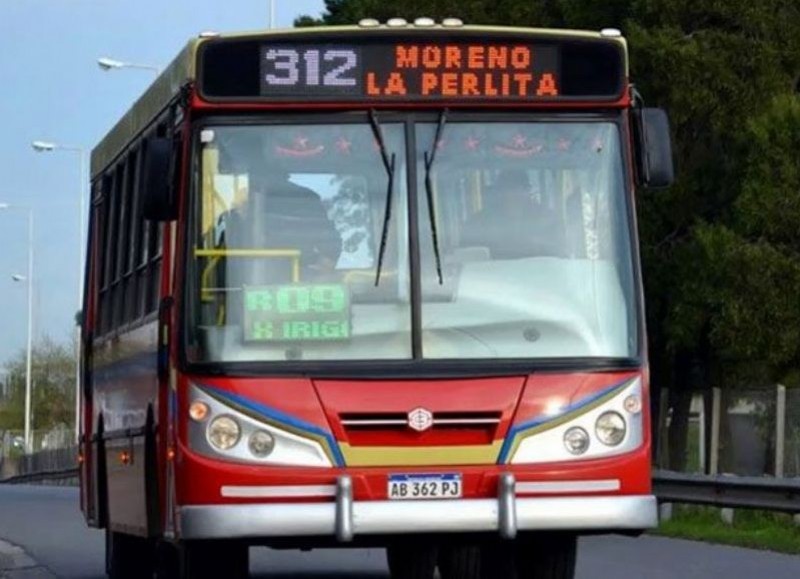 Los perjuicios diarios ocasionados a los usuarios se ocultan detrás de reclamos salariarles por parte de los sindicatos disidentes de la UTA.