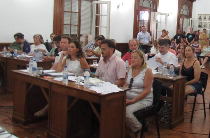 El Concejo Deliberante de 9 de Julio señaló que la Presidencia no tiene competencia para definir el cierre del juicio.