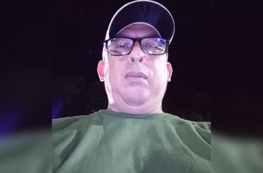 Javi Agüero mantiene su catálogo disponible en múltiples servicios.