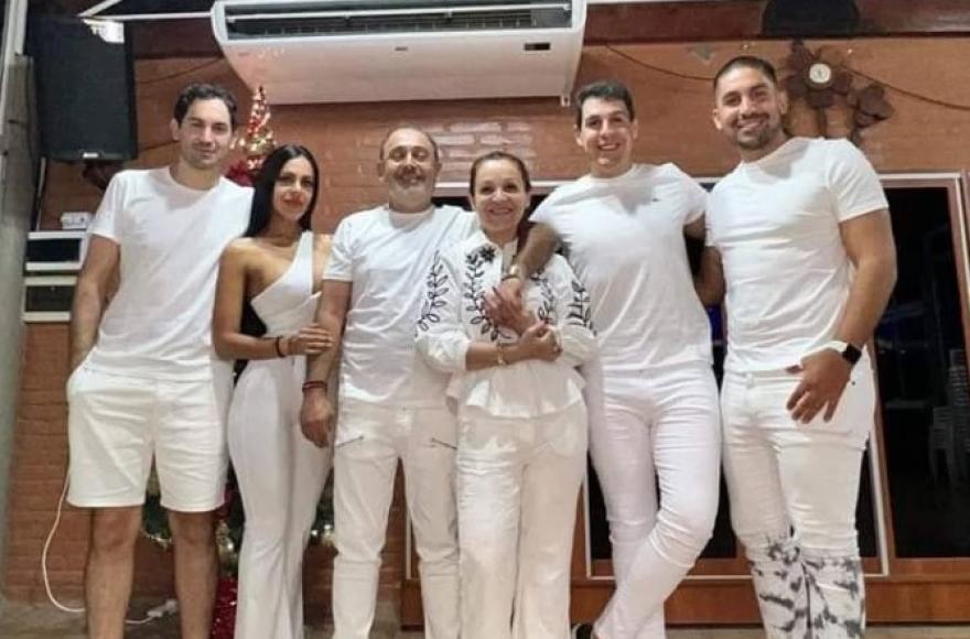 Maniobra política sostenida por la familia Leal.