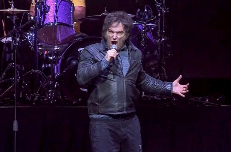 La actitud de Javier Milei volvió a abrir interrogantes sobre su relación con la cultura.