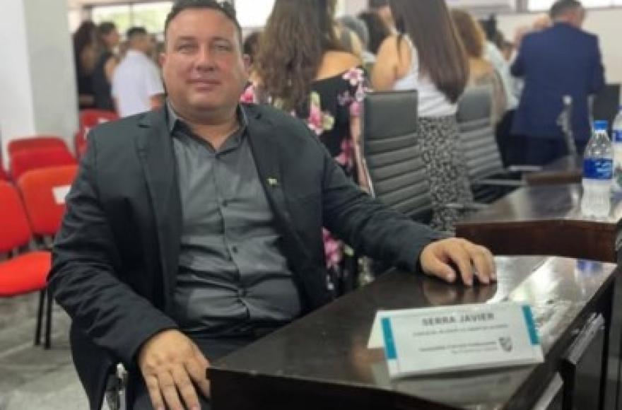 Las versiones mencionan al concejal y coordinador local Javier Serra, a partir de un acto partidario en el que se sortearon dos bicicletas.