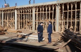 José C. Paz: Mario Ishii recorrió la obra de la Facultad de Ciencias y Tecnología