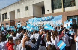 Otra escuela primaria de General Rodríguez juró a la bandera