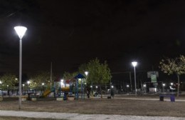 Merlo: colocaron nuevos aparatos lumínicos LED en Pontevedra