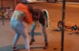 Merlo: dos mujeres terminaron a las piñas por "colarse en una fila de la verdulería"