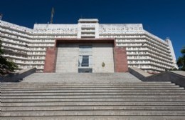 Espionaje a bordo: ¿Quién dejó entrar a la agente rusa en la inteligencia naval?