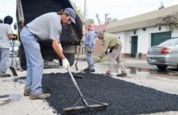 José C. Paz: continúa el bacheo de asfalto en las calles de la ciudad