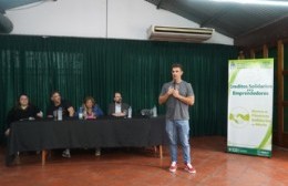 Merlo: se realizó la primera entrega de microcréditos