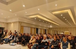 Duhalde repasó su gestión y pidió recuperar al peronismo y al radicalismo