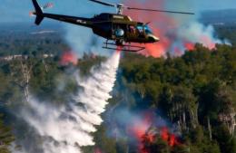 Weretilneck impulsa un alquiler de helicóptero por casi 7 millones de dólares y estalla la crítica en Río Negro