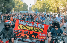 Denuncian a la cúpula policial de Mar del Plata por presunta agresión a jubilados que reclamaban mejoras salariales